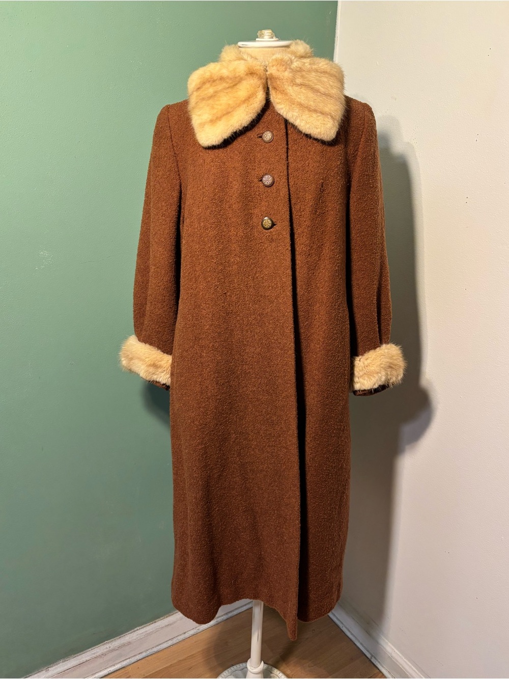 Vintage 1940’s Brown Wool Coat with Fur Trim